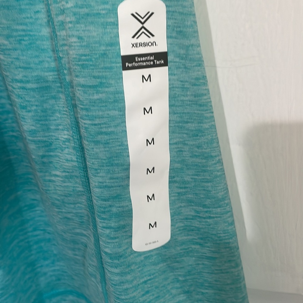Xersion NWT tank top - Picture 2 of 5